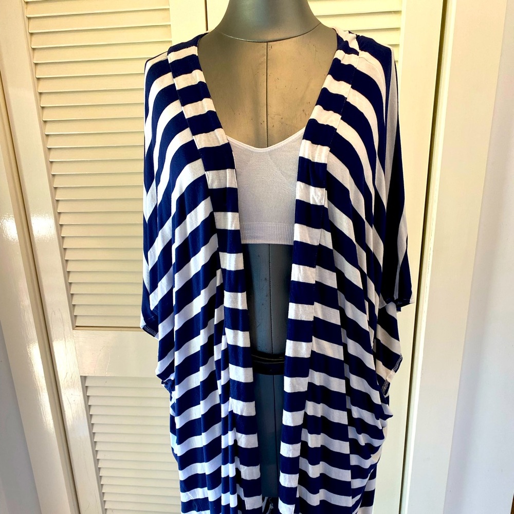 Bond-Eye Australia Swim Cover Open Front Size Small